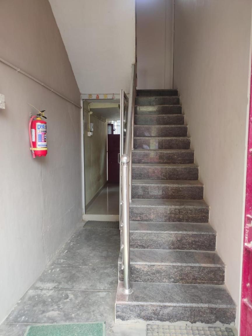 벨로르 Sri Vari Residency 호스텔 외부 사진