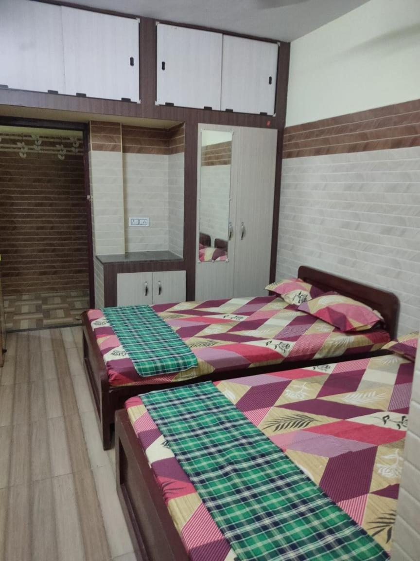 벨로르 Sri Vari Residency 호스텔 외부 사진